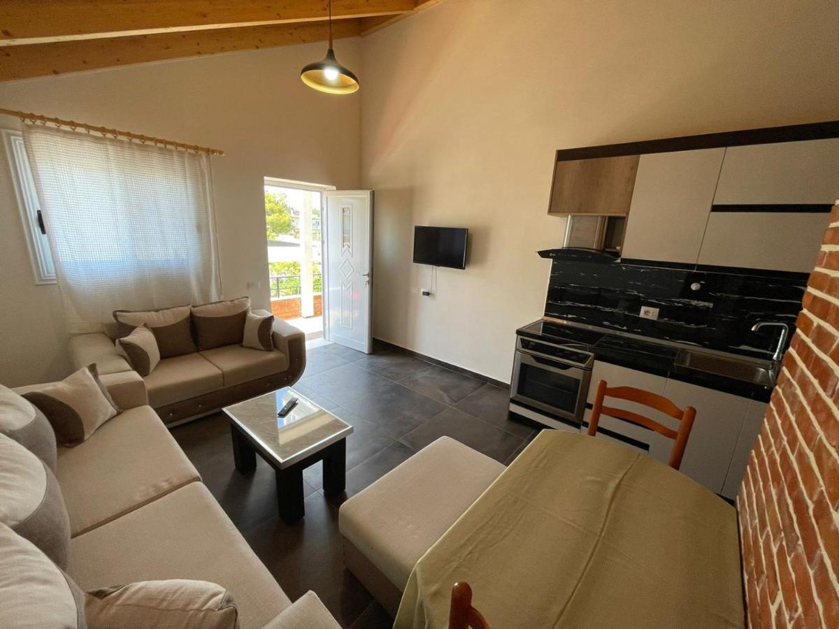 Guest Rooms Arbri Vlorë Exteriér fotografie
