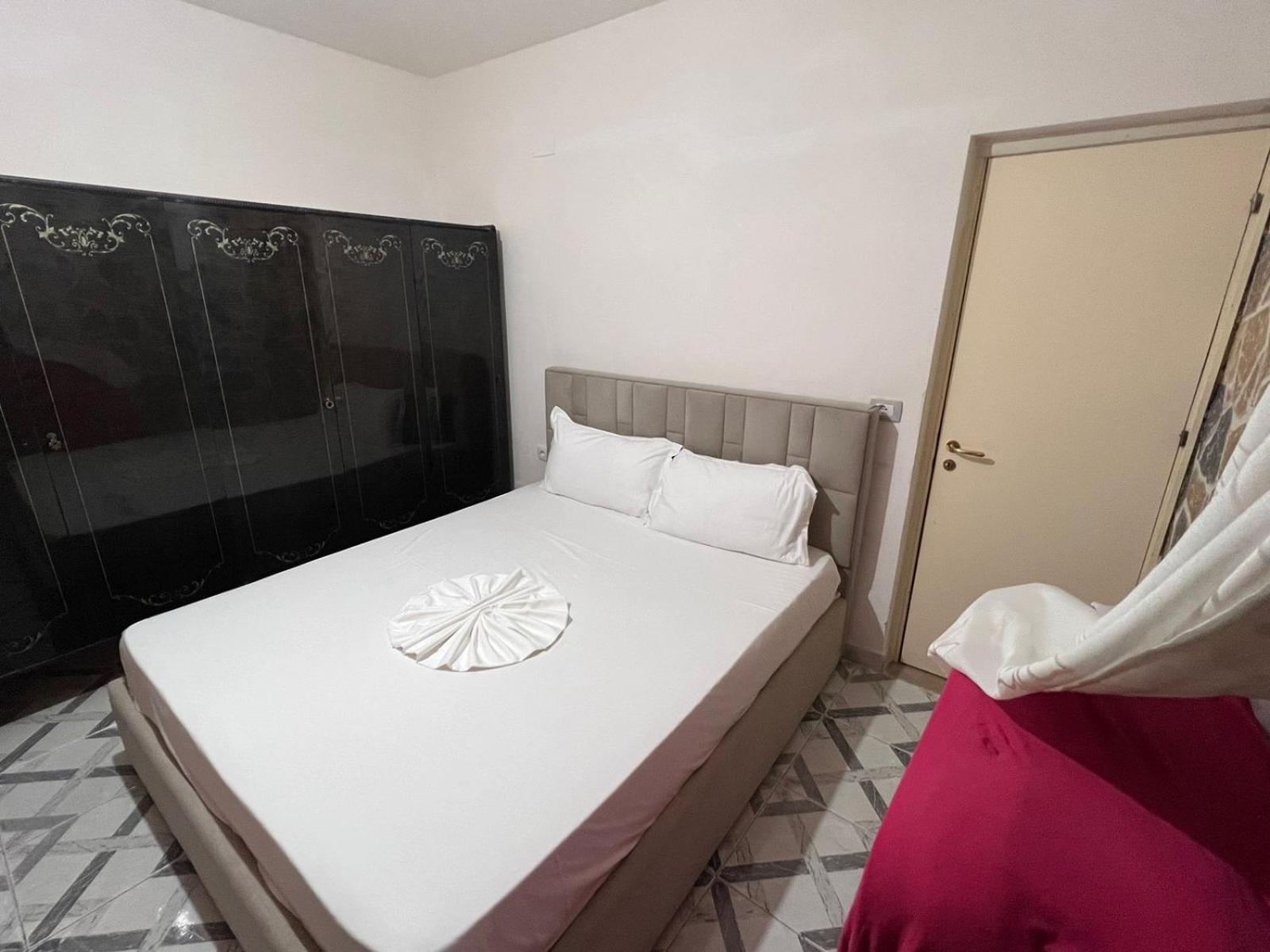 Guest Rooms Arbri Vlorë Exteriér fotografie